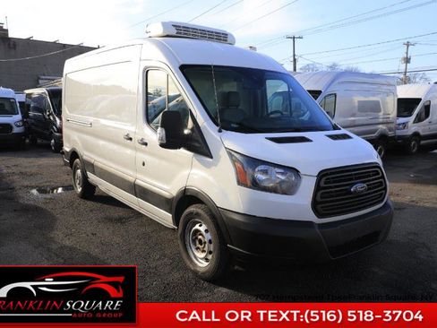 Used 2019 Ford Transit 250 148 Medium Roof image 3
