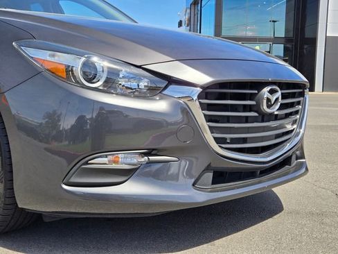 Used 2017 MAZDA MAZDA3 Touring image 8