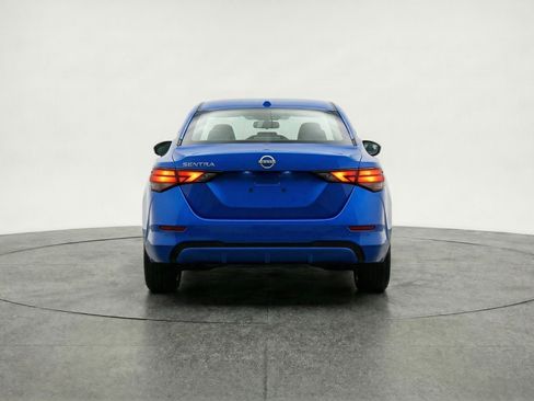 Used 2025 Nissan Sentra SV FWD image 7