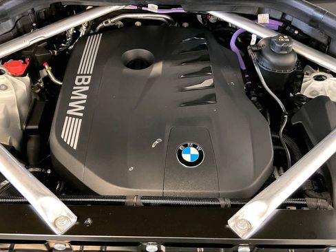 New 2026 BMW X5 xDrive40i w/ M Sport Package image 17