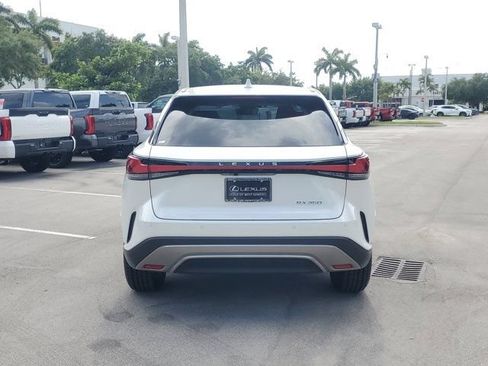 Used 2024 Lexus RX 350 FWD w/ Technology Package image 9