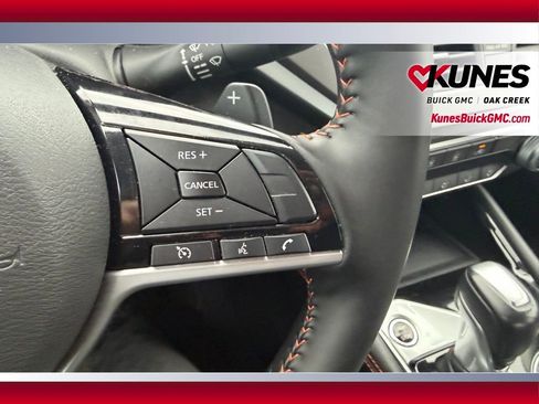 Used 2025 Nissan Altima 2.5 SR FWD image 14