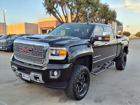 Used 2019 GMC Sierra 2500 Denali w/ Duramax Plus Package image 28