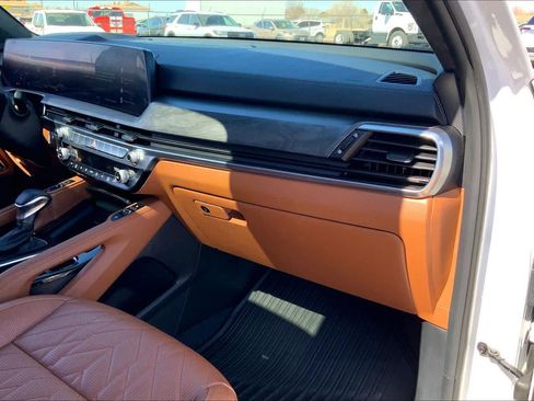 Certified 2025 Kia Telluride SX Prestige X-Pro image 19