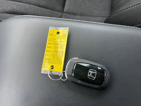 Used 2023 Honda Accord Sport image 4