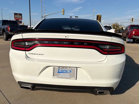Used 2020 Dodge Charger SXT image 16