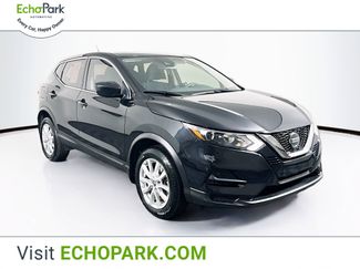 Used 2022 Nissan Rogue Sport S image 1