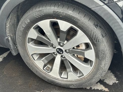 Used 2020 Kia Telluride S AWD/4WD image 9