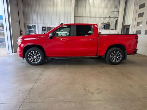 Used 2022 Chevrolet Silverado 1500 RST AWD/4WD image 9