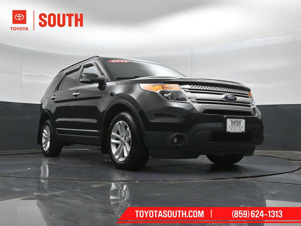 Used 2013 Ford Explorer XLT AWD/4WD image 38