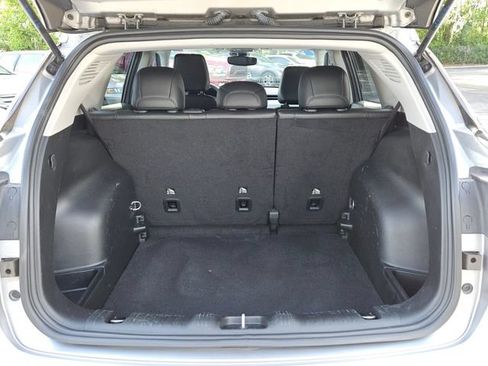 Used 2022 Jeep Compass Latitude FWD image 13