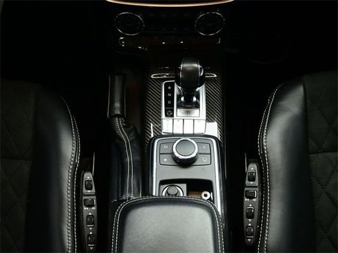 Used 2017 Mercedes-Benz G 550 Squared image 7