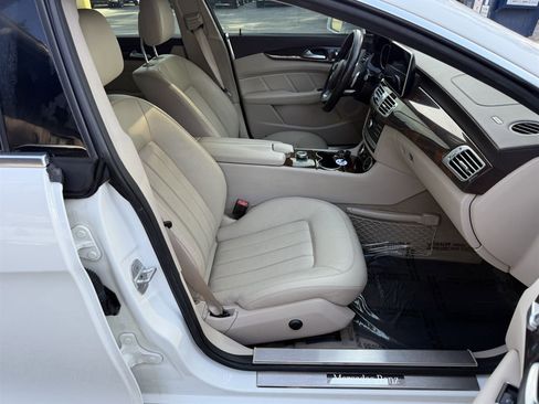 Used 2016 Mercedes-Benz CLS 400 image 17