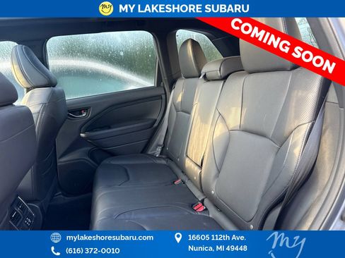 Used 2025 Subaru Forester Limited AWD/4WD image 13