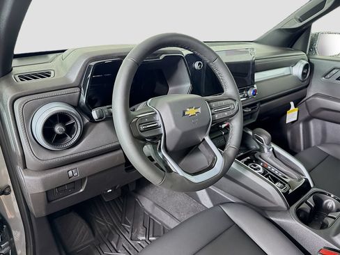 New 2026 Chevrolet Colorado LT w/ LT Convenience Package AWD/4WD image 9
