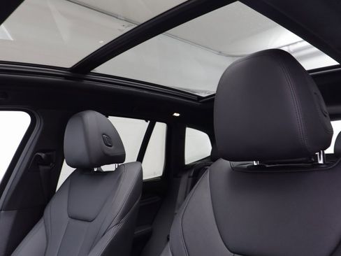 Used 2021 BMW X3 xDrive30i w/ Premium Package image 13