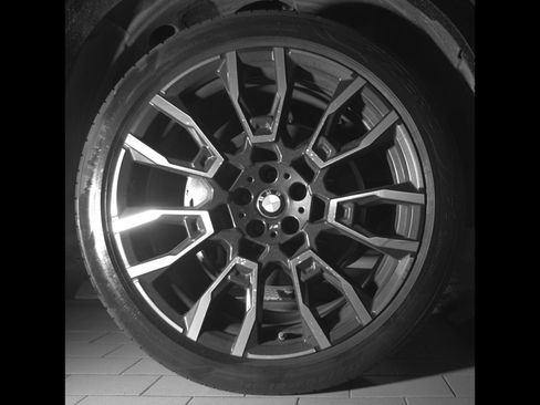 Certified 2024 BMW X5 xDrive40i w/ M Sport Package AWD/4WD image 10