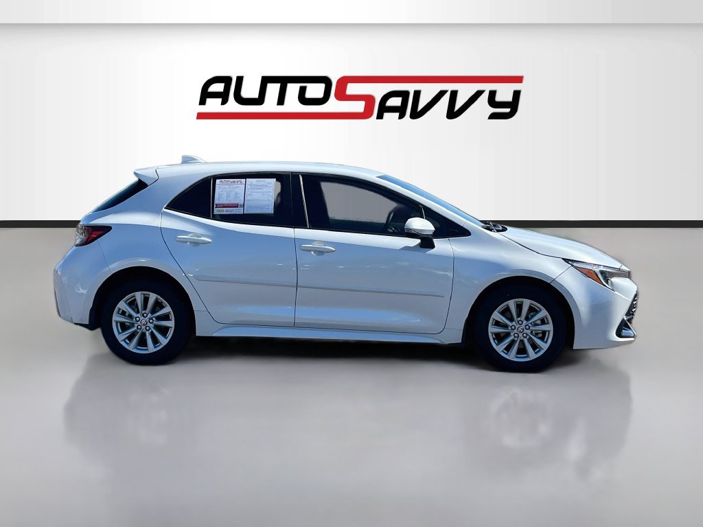 Used 2025 Toyota Corolla SE FWD image 8