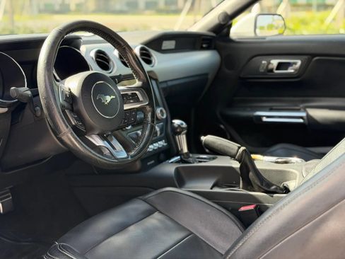Used 2016 Ford Mustang Premium RWD image 8