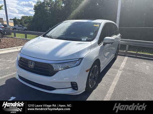 Used 2022 Honda Odyssey Elite image 1