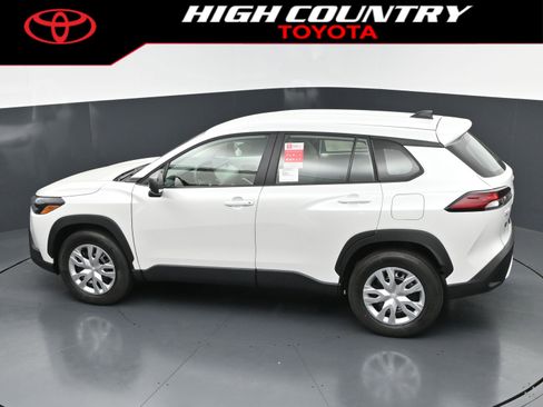 New 2026 Toyota Corolla Cross L FWD image 30