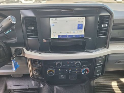 New 2026 Ford F250 XL w/ XL Chrome Package RWD image 10