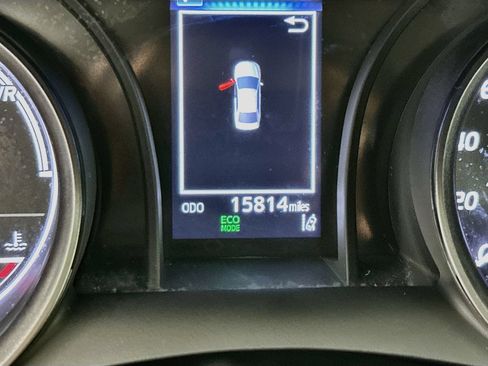 Used 2024 Toyota Camry SE FWD image 12