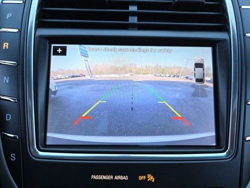 Used 2019 Lincoln Nautilus Reserve w/ Ultimate Package image 12