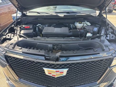 Used 2021 Cadillac Escalade Sport Platinum AWD/4WD image 30