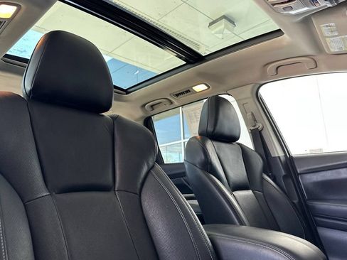 Used 2019 Subaru Ascent Limited w/ Popular Package #2 AWD/4WD image 18