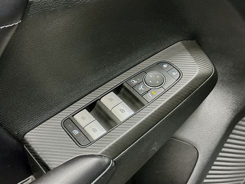 Used 2024 Mitsubishi Outlander SE AWD/4WD image 15
