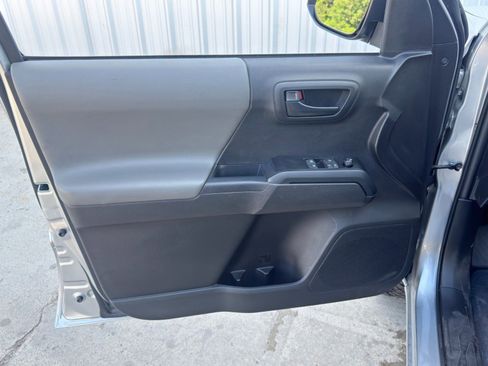 Used 2022 Toyota Tacoma SR w/ SX Package image 30