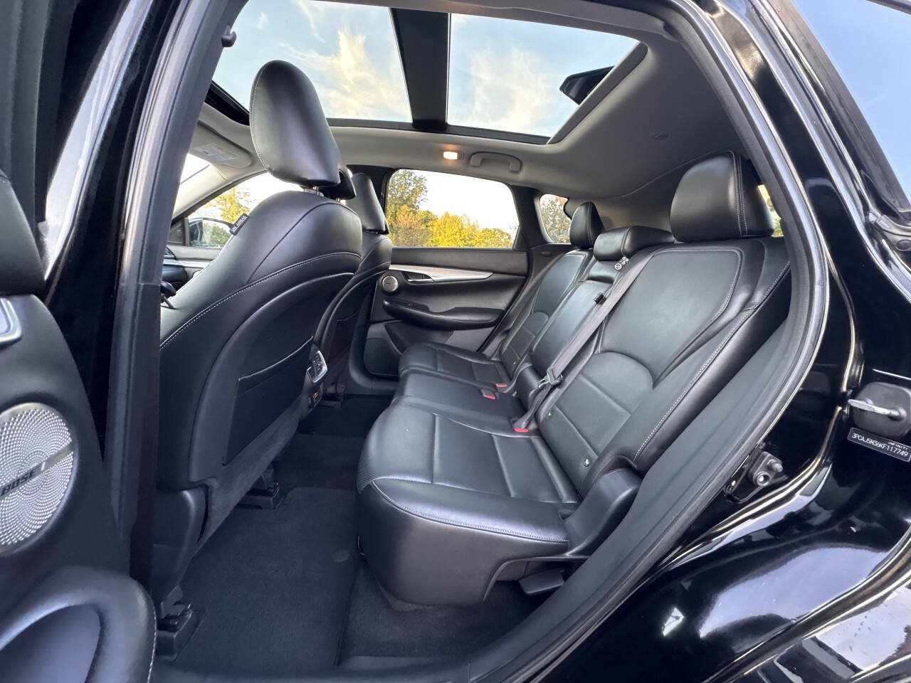 Used 2019 INFINITI QX50 Essential w/ Premium Heat Package AWD/4WD image 31