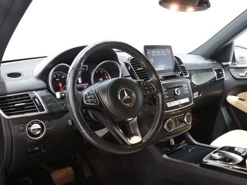 Used 2017 Mercedes-Benz GLS 450 4MATIC image 13