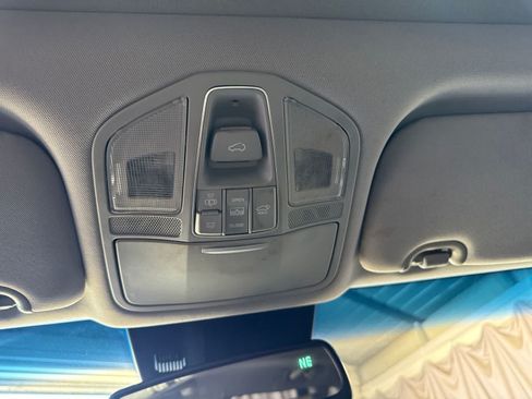 Used 2017 Hyundai Santa Fe FWD image 28