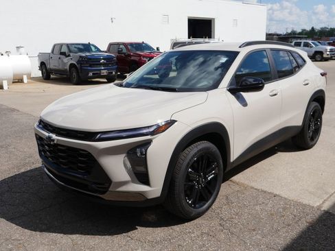 New 2026 Chevrolet Trax ACTIV FWD image 4