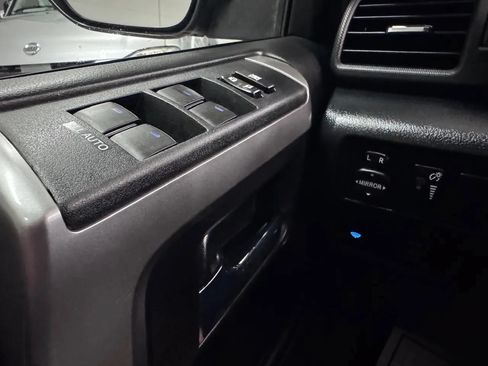 Used 2016 Toyota 4Runner SR5 Premium RWD image 23