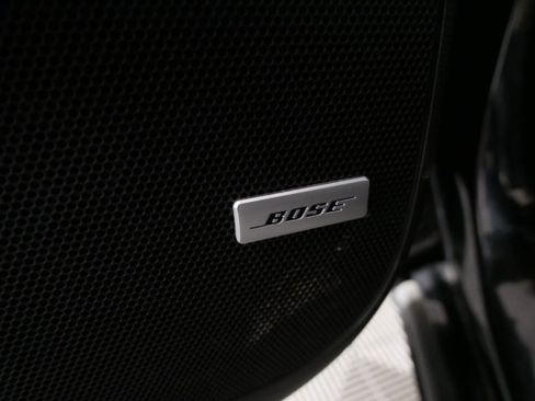 Used 2023 Buick Enclave Avenir image 17