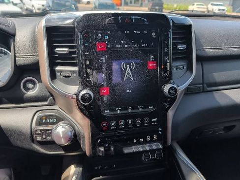 Used 2019 RAM 2500 Laramie w/ Night Edition AWD/4WD image 3