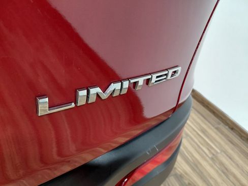Certified 2016 Jeep Cherokee Limited w/ Luxury Group AWD/4WD image 24