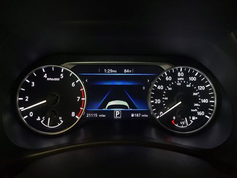 Used 2025 Nissan Sentra SV FWD image 23