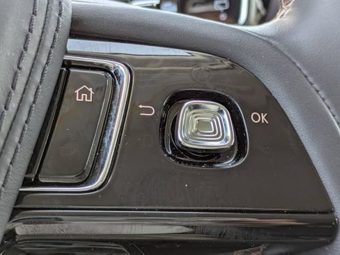 New 2026 Lincoln Aviator AWD image 27