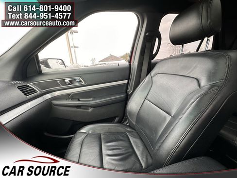 Used 2016 Ford Explorer XLT w/ Equipment Group 202A image 13