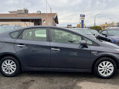 Used 2012 Toyota Prius Prime Plug-In Hybrid image 7