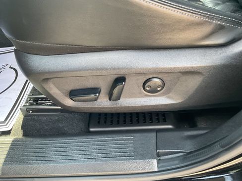Used 2023 Nissan Rogue Platinum w/ Platinum Premium Package FWD image 12