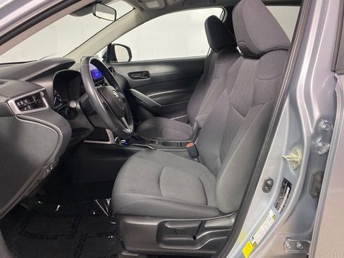 Certified 2023 Toyota Corolla Cross LE image 10