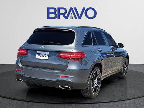Used 2017 Mercedes-Benz GLC 300 image 4