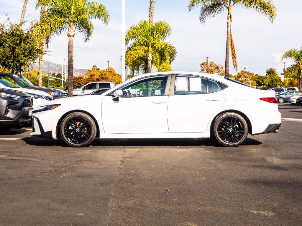 Used 2026 Toyota Camry SE FWD image 7