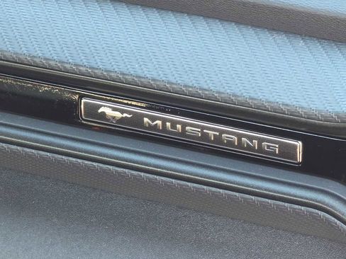 Used 2024 Ford Mustang Coupe image 11