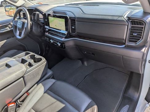 Used 2025 GMC Sierra 1500 SLT RWD image 38